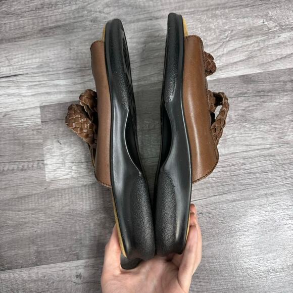 VNT Leather Woven Braided Brown Slip On Sandals Slides Size 10 Fishman Aesthetic - Picture 5 of 8